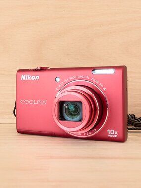 Nikon COOLPIX S6200 16MP 10x Optical Zoom Red Digital Camera Tested Working